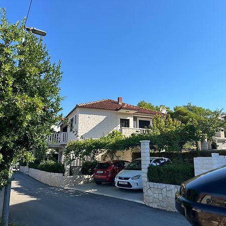 Apartments Mia Okrug Gornji Exterior photo