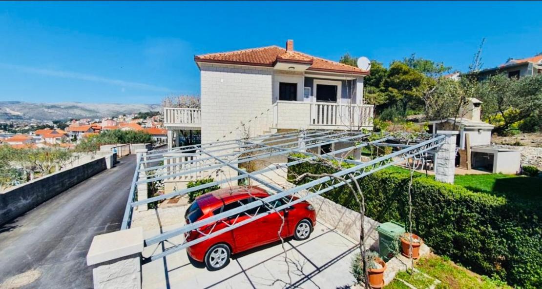 Apartments Mia Okrug Gornji Exterior photo