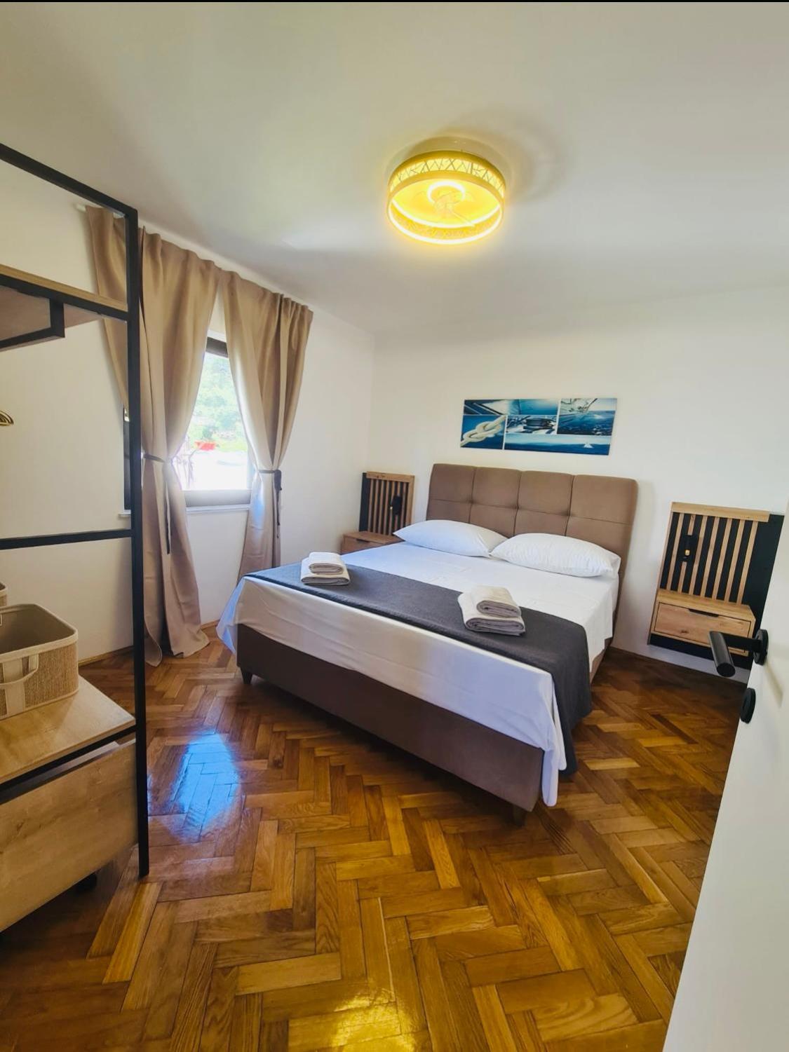 Apartments Mia Okrug Gornji Exterior photo